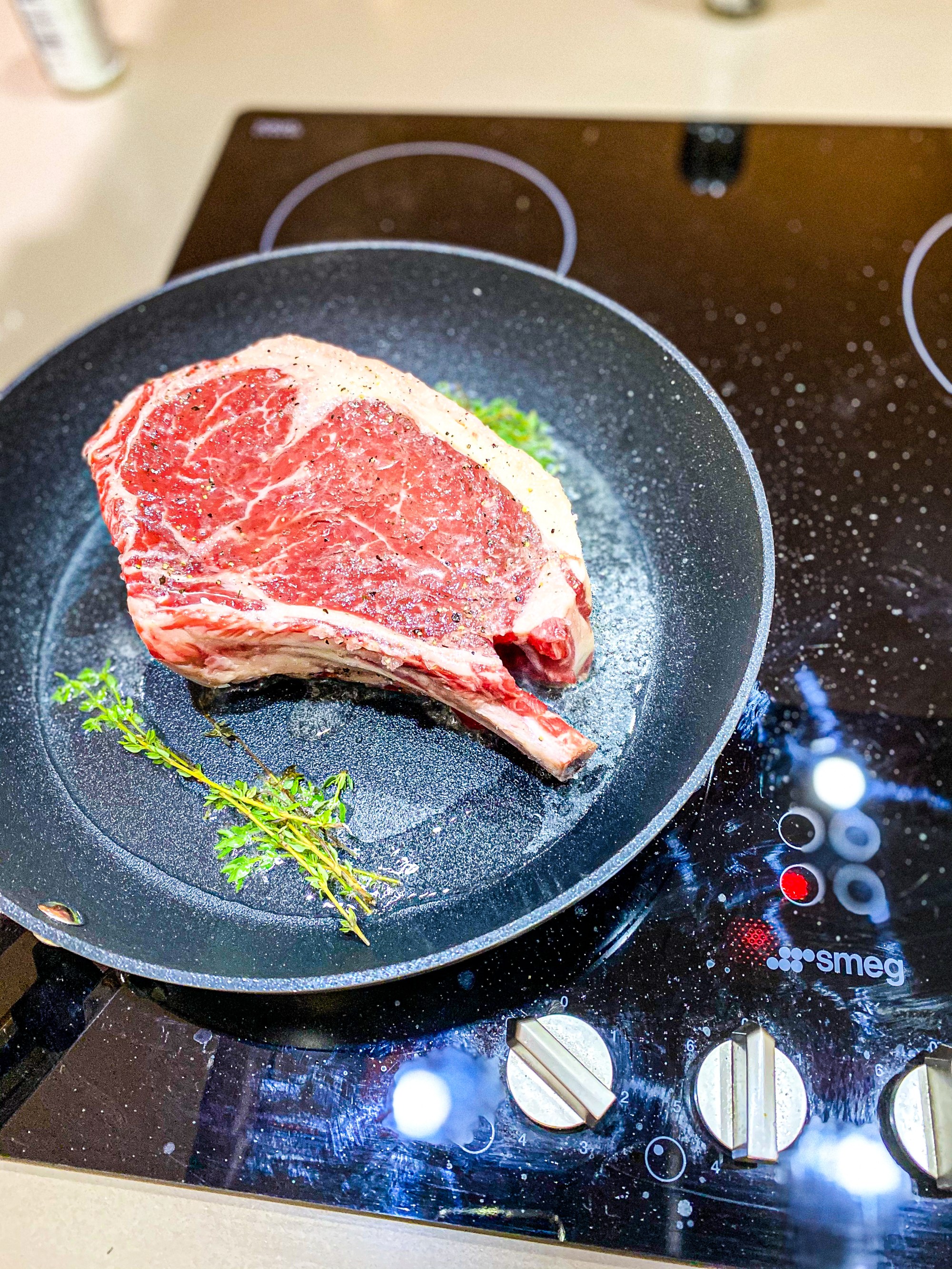 Côte de Boeuf with Roasted Potatoes and Gem Lettuce - Dine with Delight